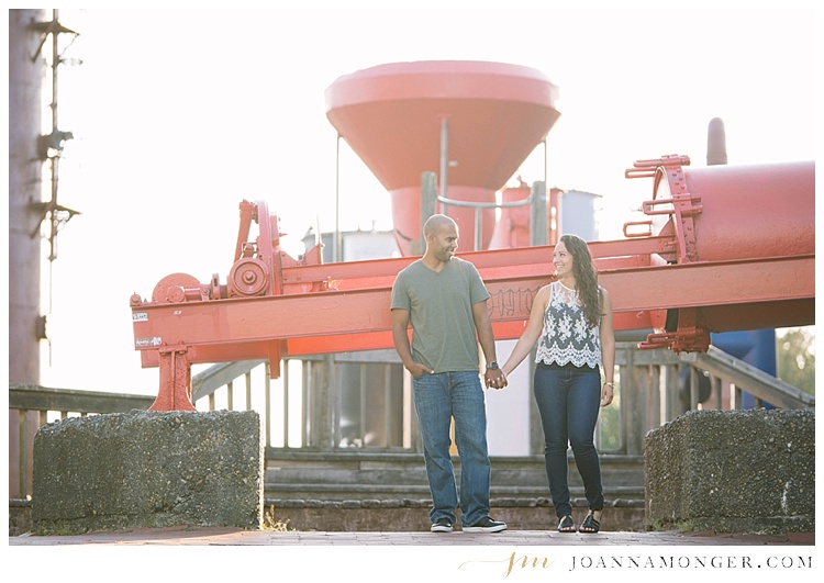 Industrial chic engagement photos at Gas Works Park in Seattle, WA