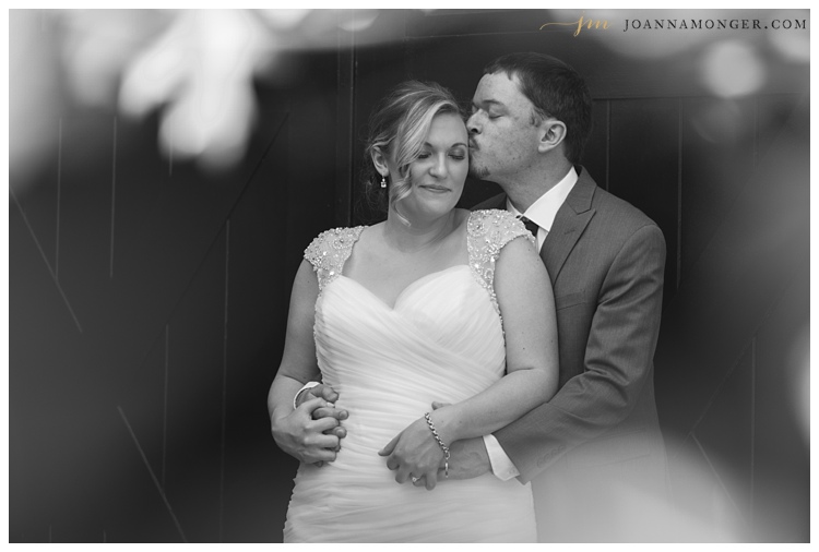 Wedding at Georgetown Ballroom, Seattle. Romantic photos by Joanna Monger Photography