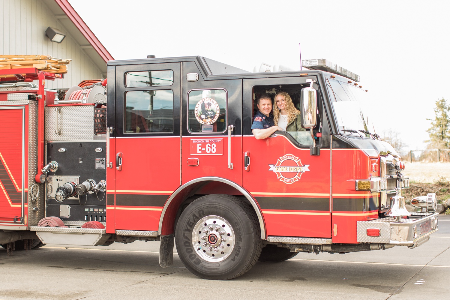 Fire truck engagement photos Seattle